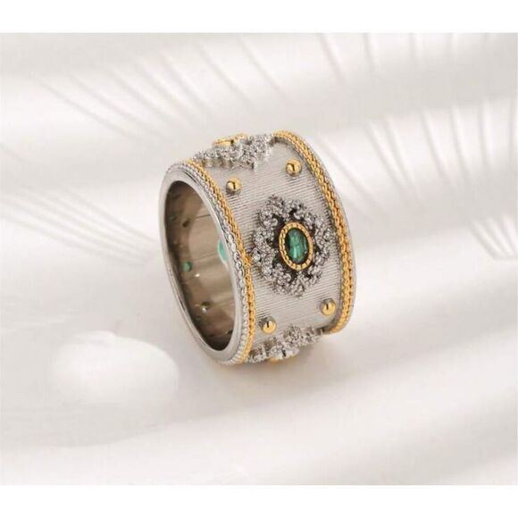 Modern Ring - Picture 1 of 3